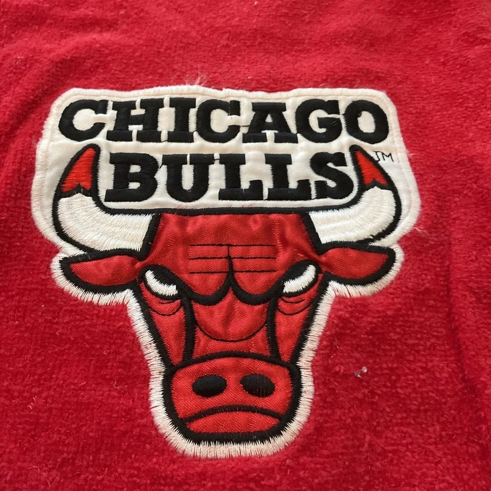 Vintage Chicago Bulls Towels 2 Bath Set Cloth Embroidered Patch 90s Jordan